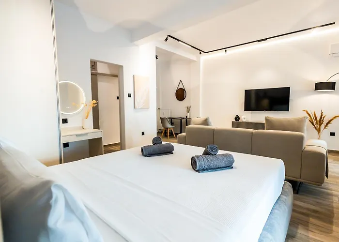 Chara Apartment In Plaka, Under The Acropolis